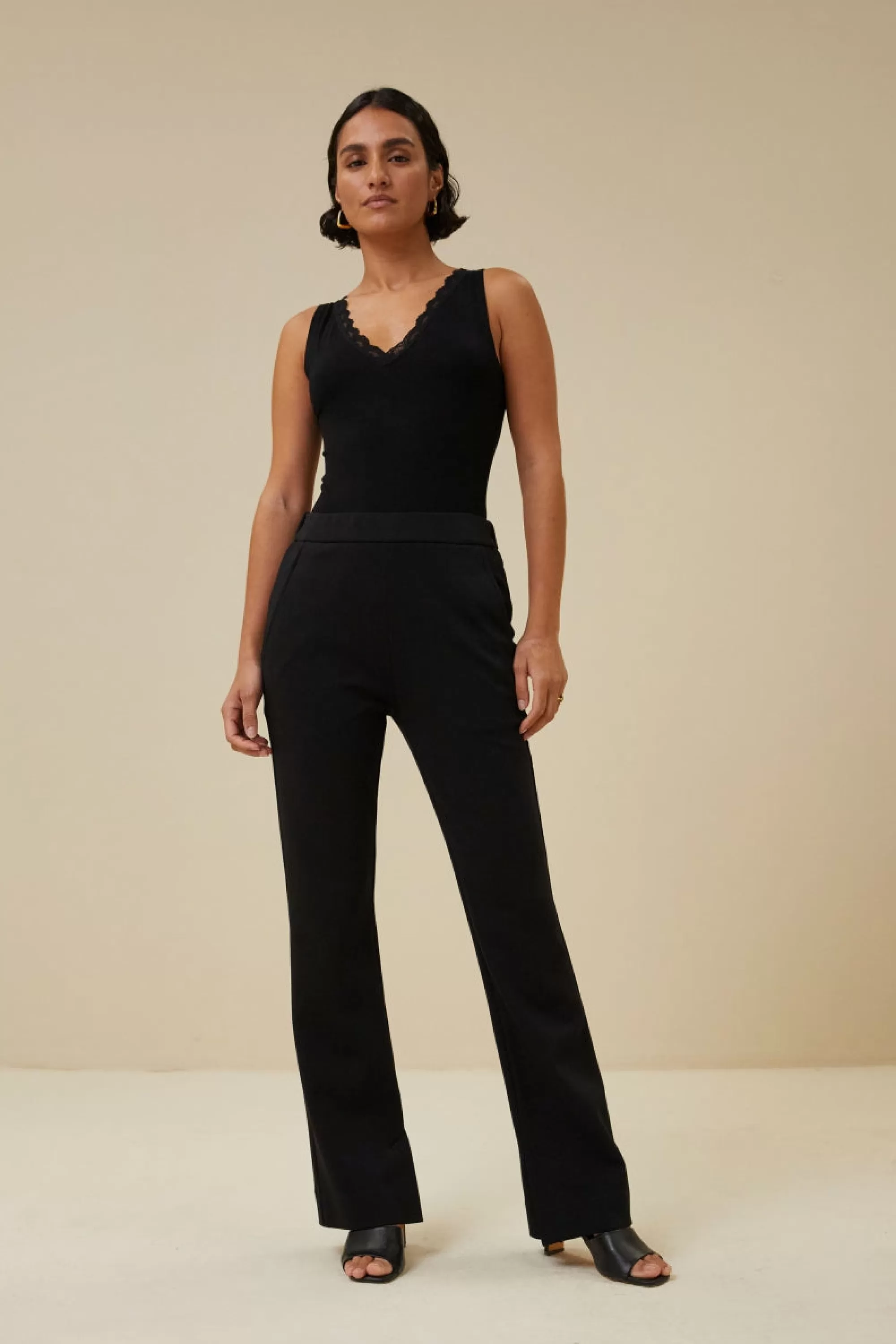 Outlet lace singlet | Tops & Shirts