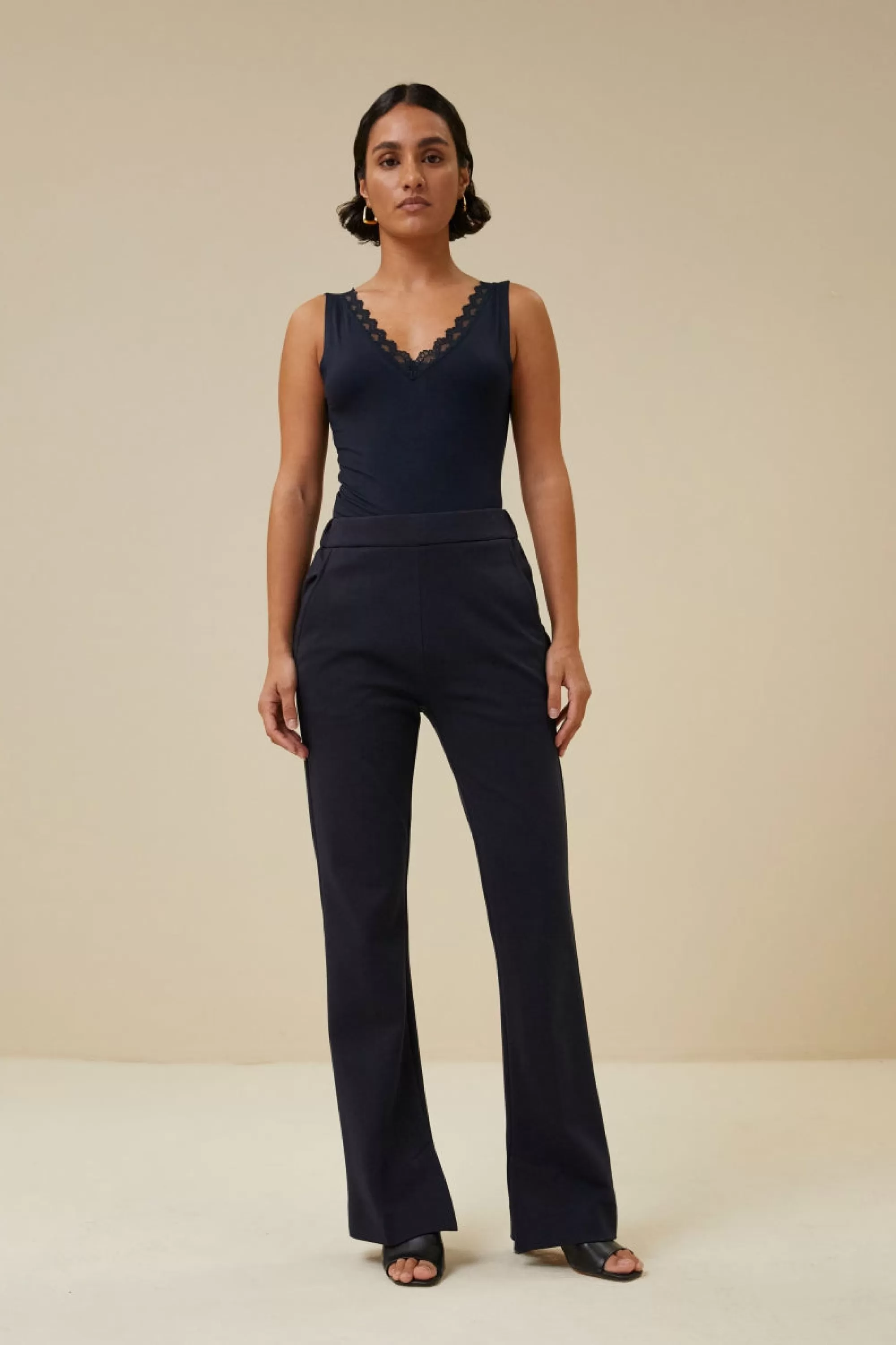 Outlet lace singlet | dark navy Tops & Shirts
