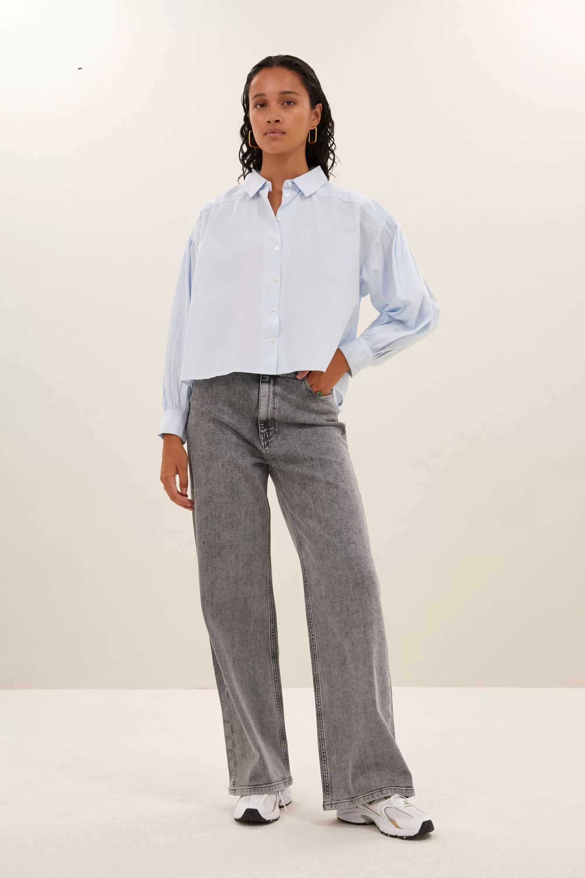 Store sarah short chambray blouse | light blue Blouses